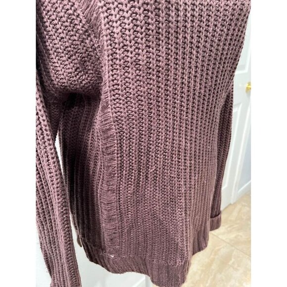 Supplies knitted distressed plum color sweater size medium - Picture 3 of 7